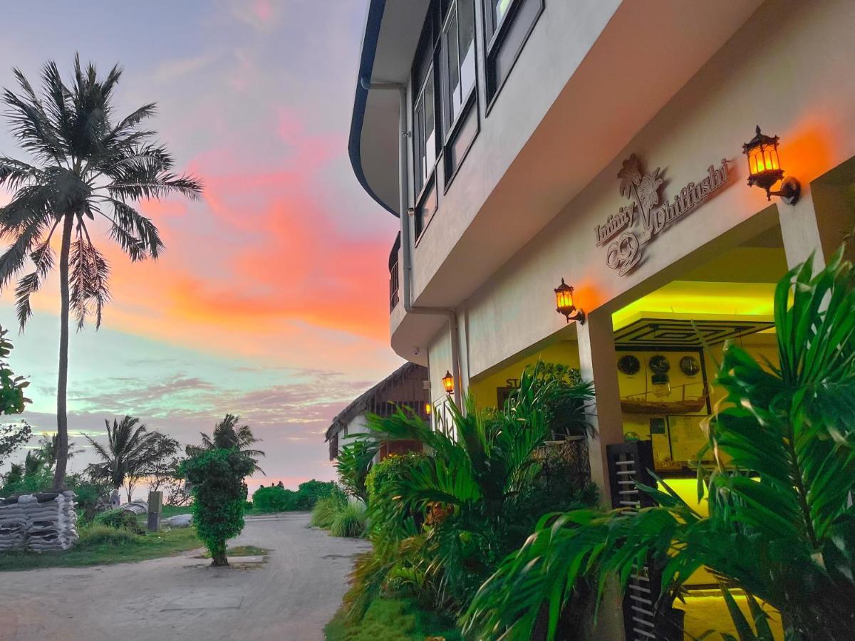 Infinity Dhiffushi Hotel Exterior foto