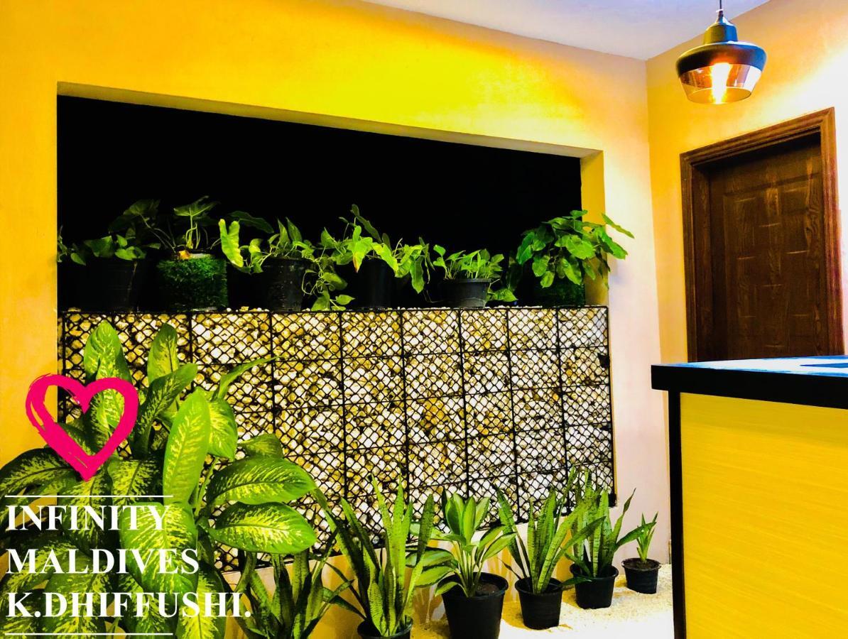 Infinity Dhiffushi Hotel Exterior foto